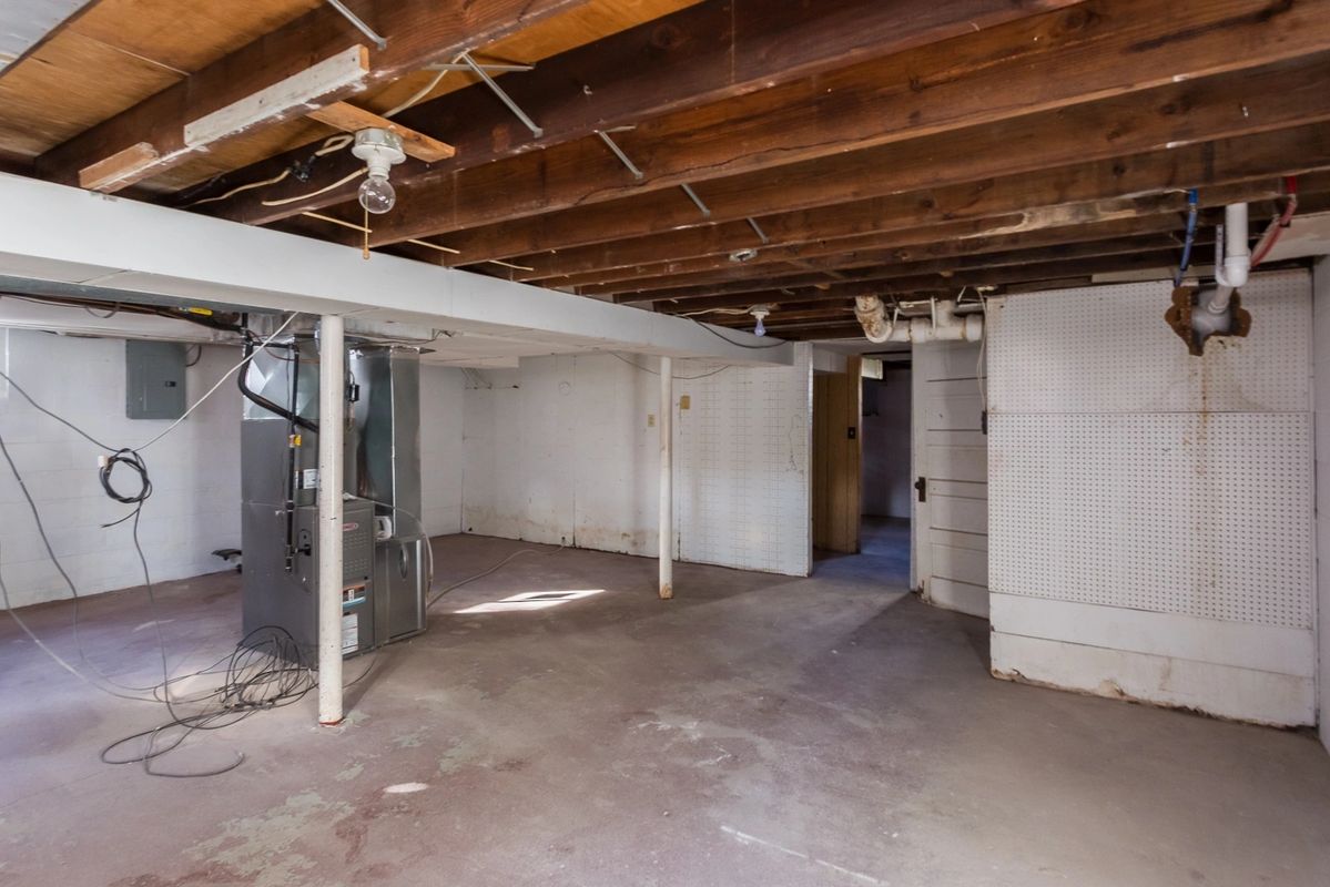 Real Estate and Portrait Photographyer